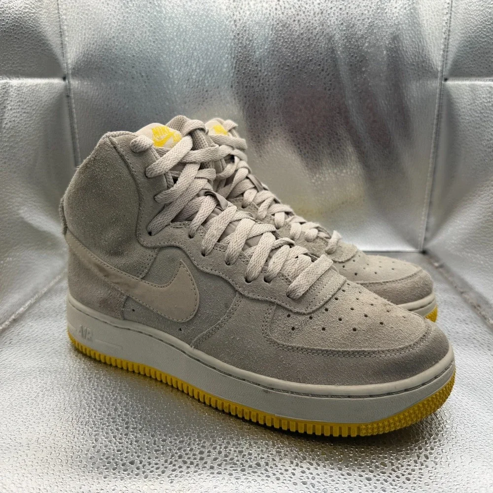 Size 7Y Nike Air Force 1 High Desert Sand Varsity Maize Kids Sneakers 653998-011